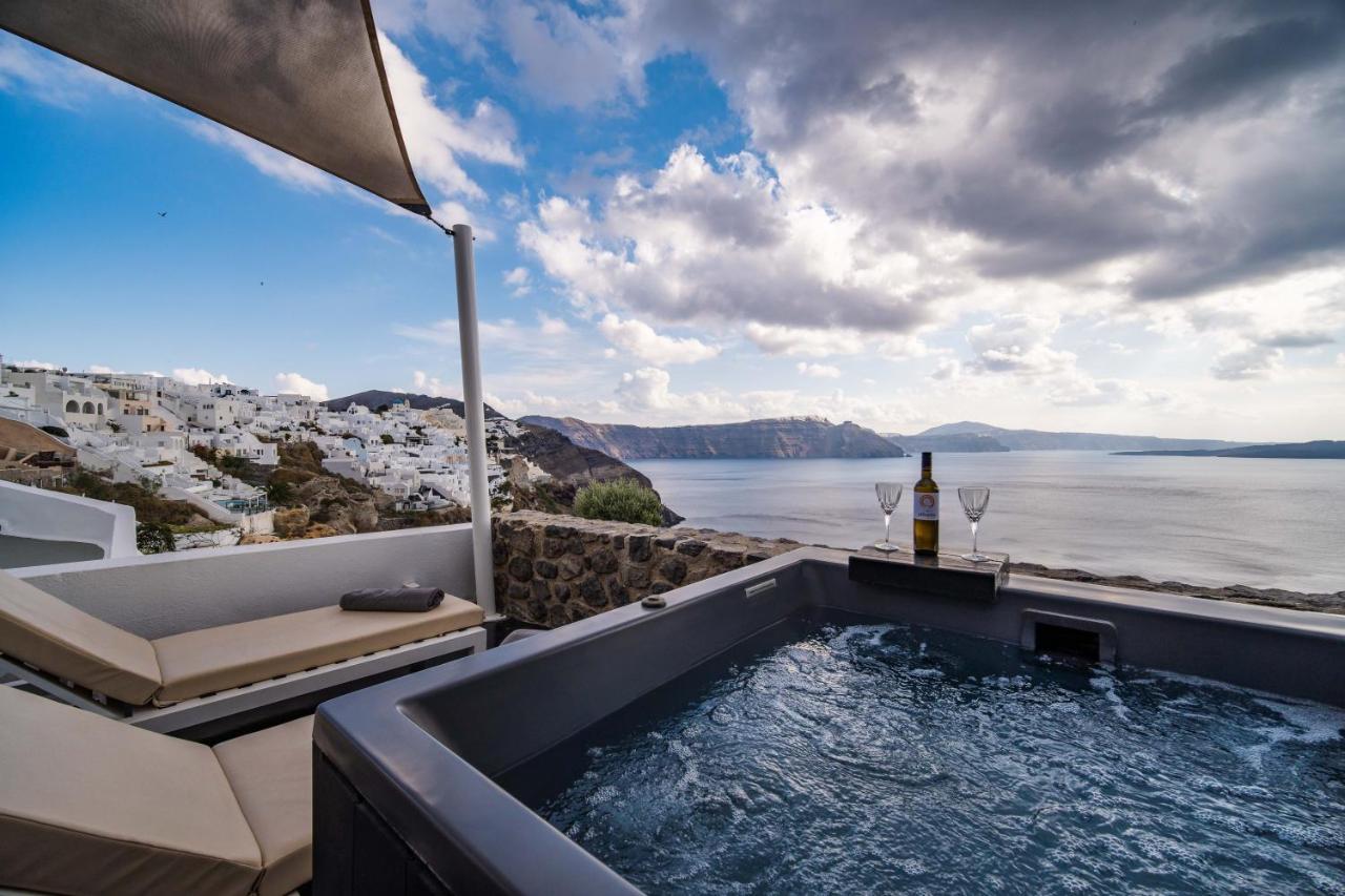 Solstice Luxury Suites Oia  Ngoại thất bức ảnh