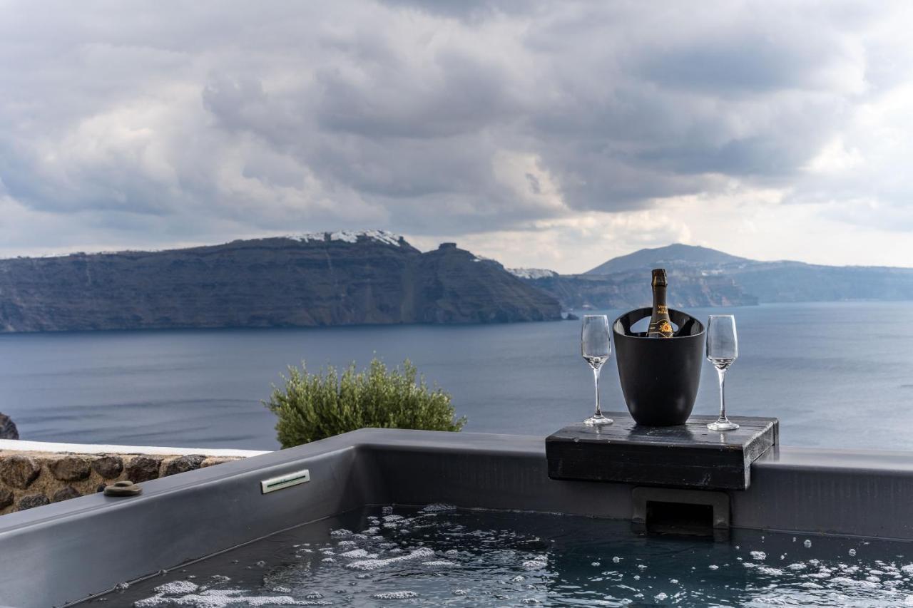 Solstice Luxury Suites Oia  Ngoại thất bức ảnh