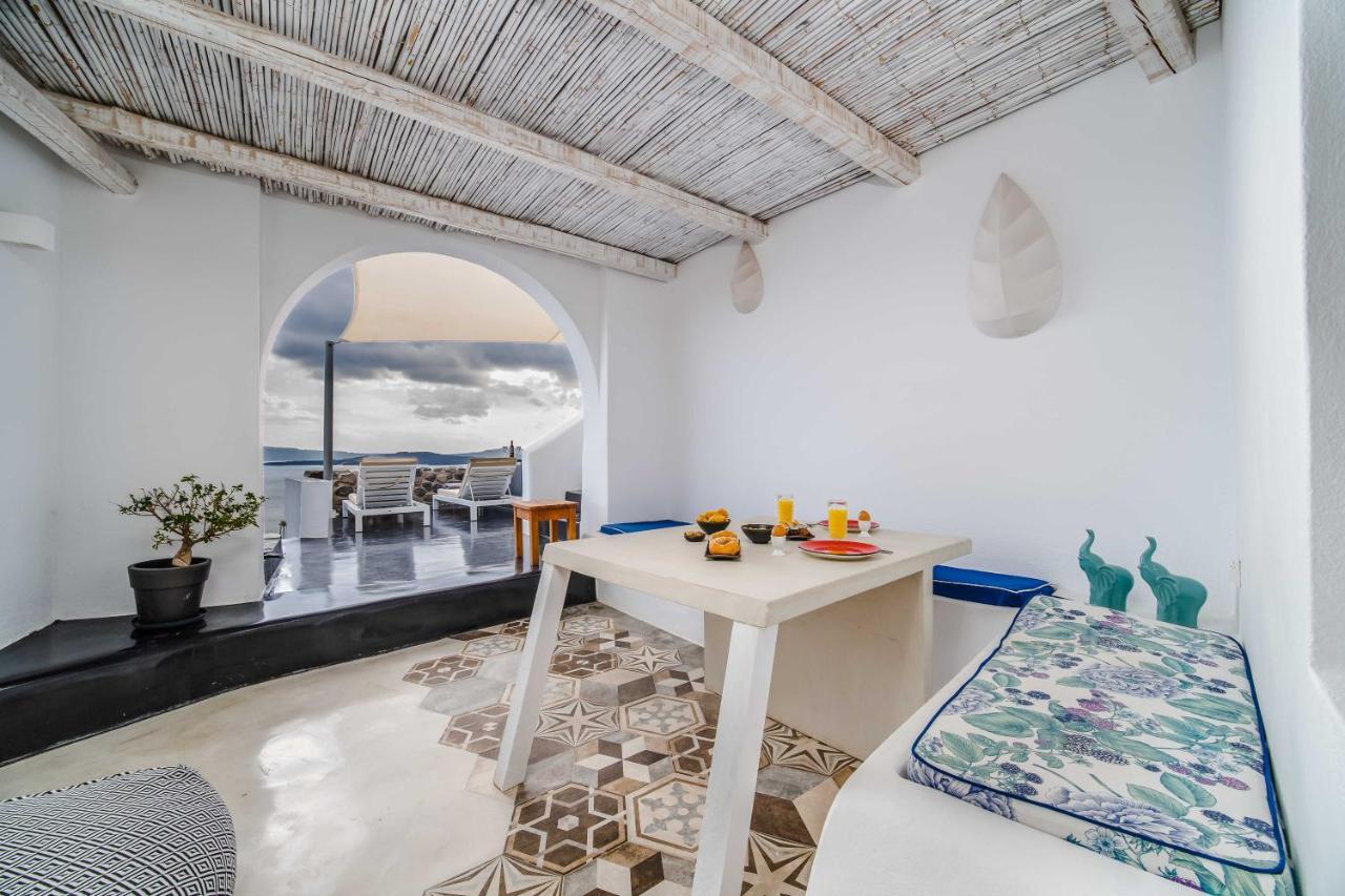Solstice Luxury Suites Oia  Ngoại thất bức ảnh